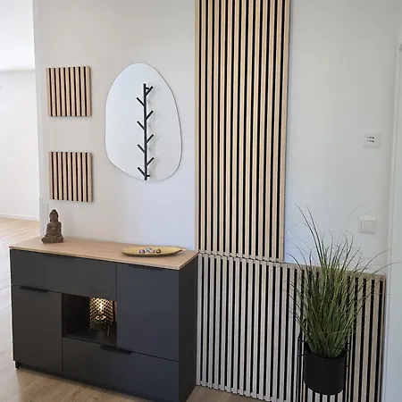 Apartment Ada5, Mit Kueche, Badewanne, Balkon, Terrasse, Parkplatz Vor Dem Haus, Ruhig Gelegen *