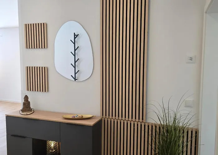 Grosses Mit Kueche, Dusche, Badewanne, Balkon, Parkplatz Vor Dem Haus, Schnelles Internet, Ada5